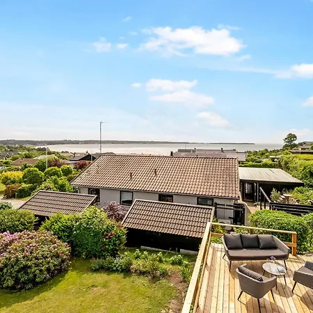 Finelly - 350m From The Sea By Interhome 度假居