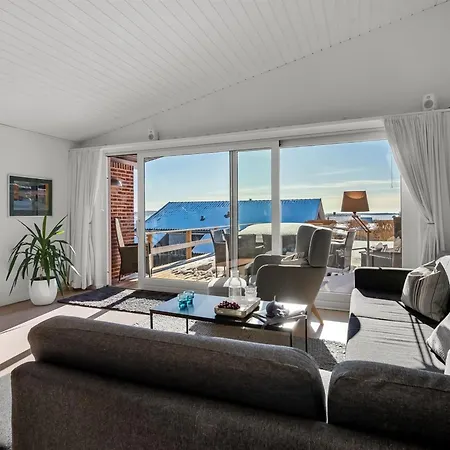 Finelly - 350m From The Sea By Interhome