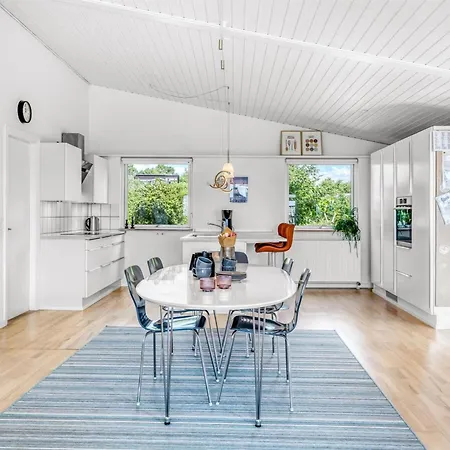 Finelly - 350m From The Sea By Interhome 度假居 *