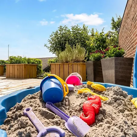 Finelly - 350m From The Sea By Interhome *
